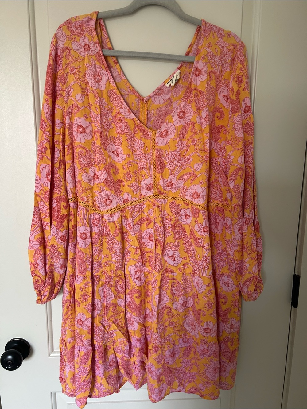 Romantic Gypsy Womens Pink & Yellow Floral V-Neck Dress